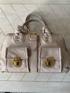 Marc Jacobs Ivory Leather Satchel Gold Hardware Double Pocket Purse Bag